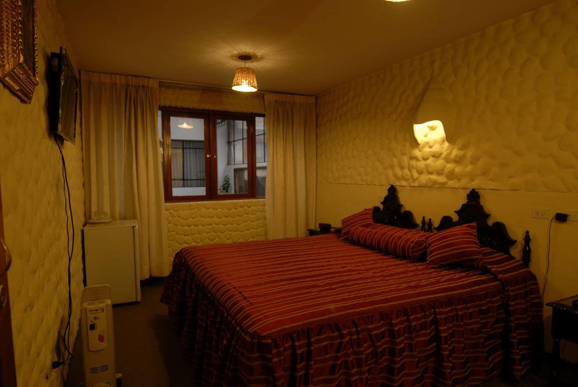 Hotel Casablanca クスコ エクステリア 写真