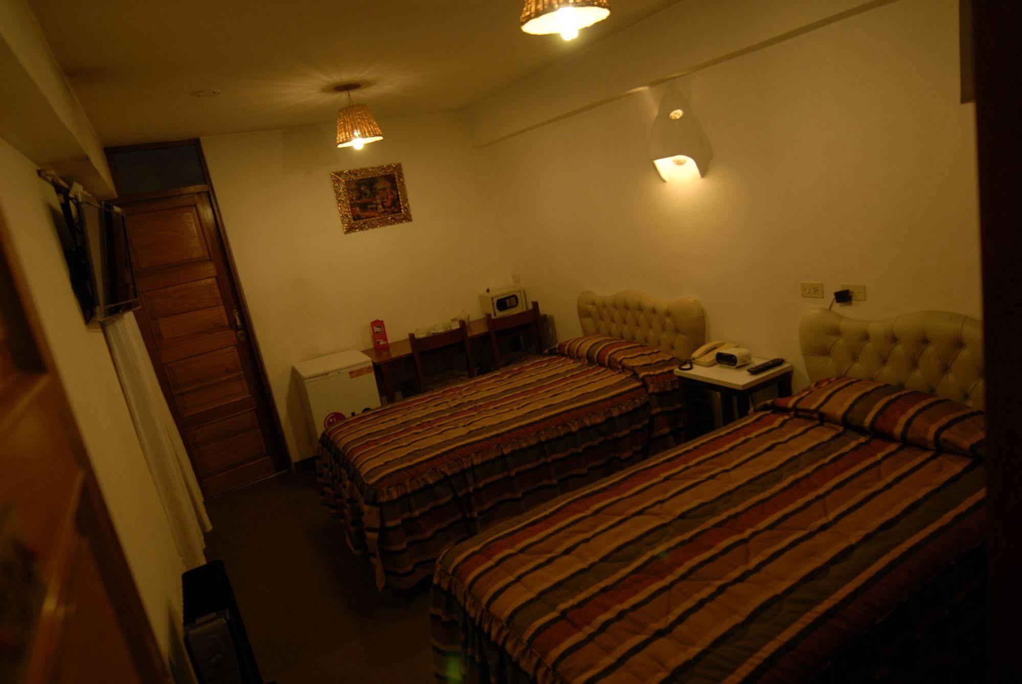 Hotel Casablanca クスコ エクステリア 写真