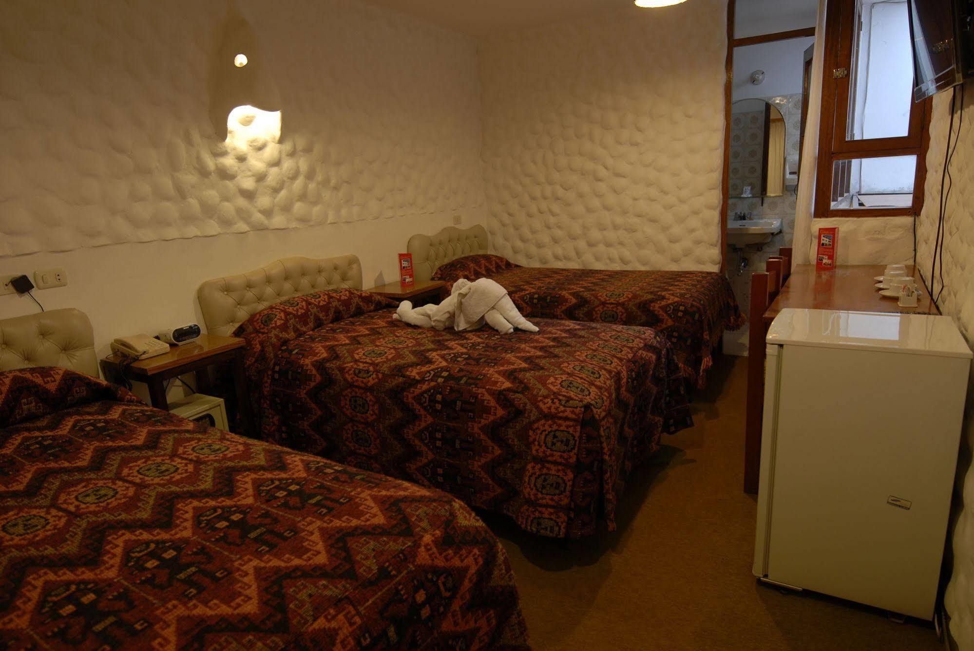 Hotel Casablanca クスコ エクステリア 写真