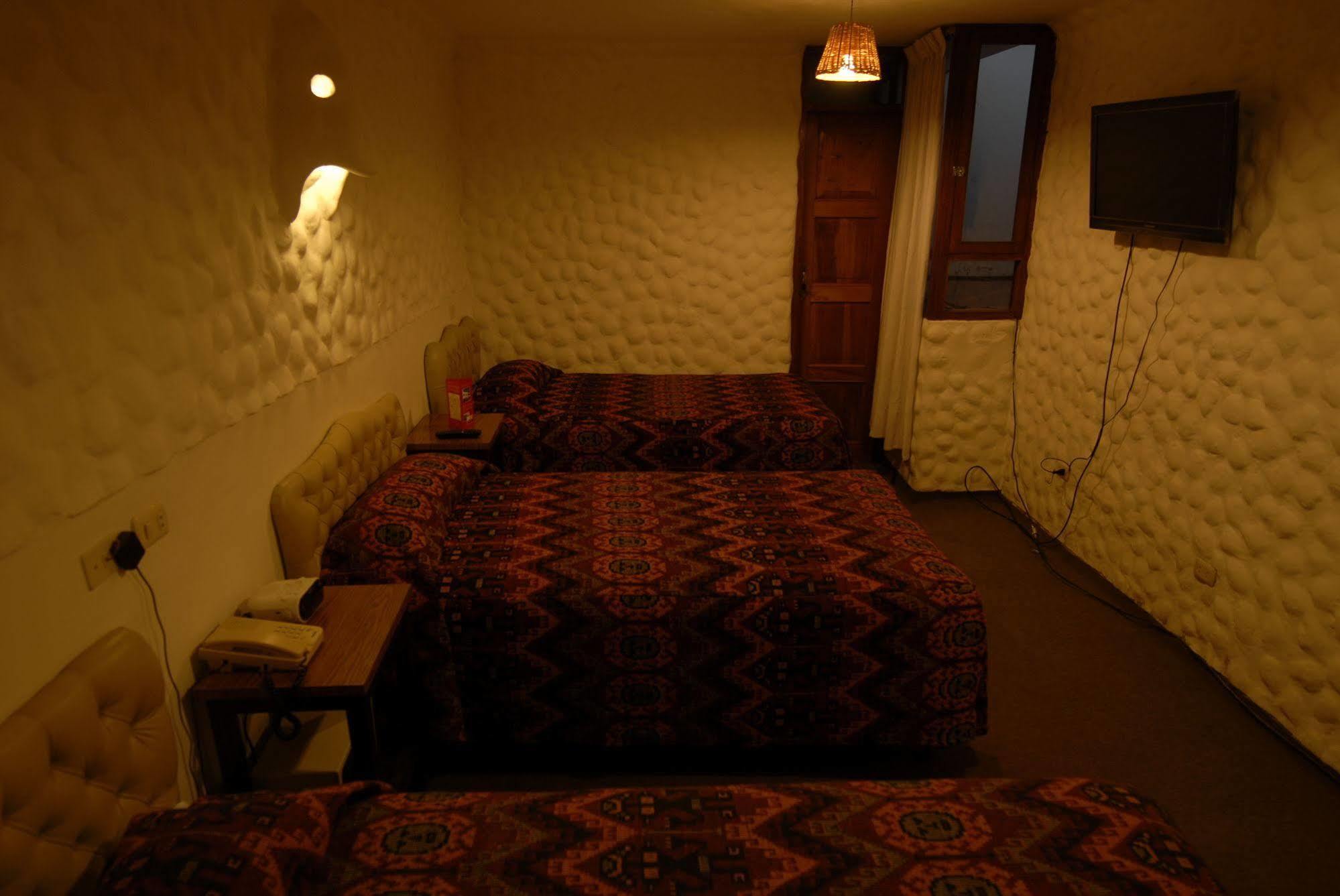 Hotel Casablanca クスコ エクステリア 写真